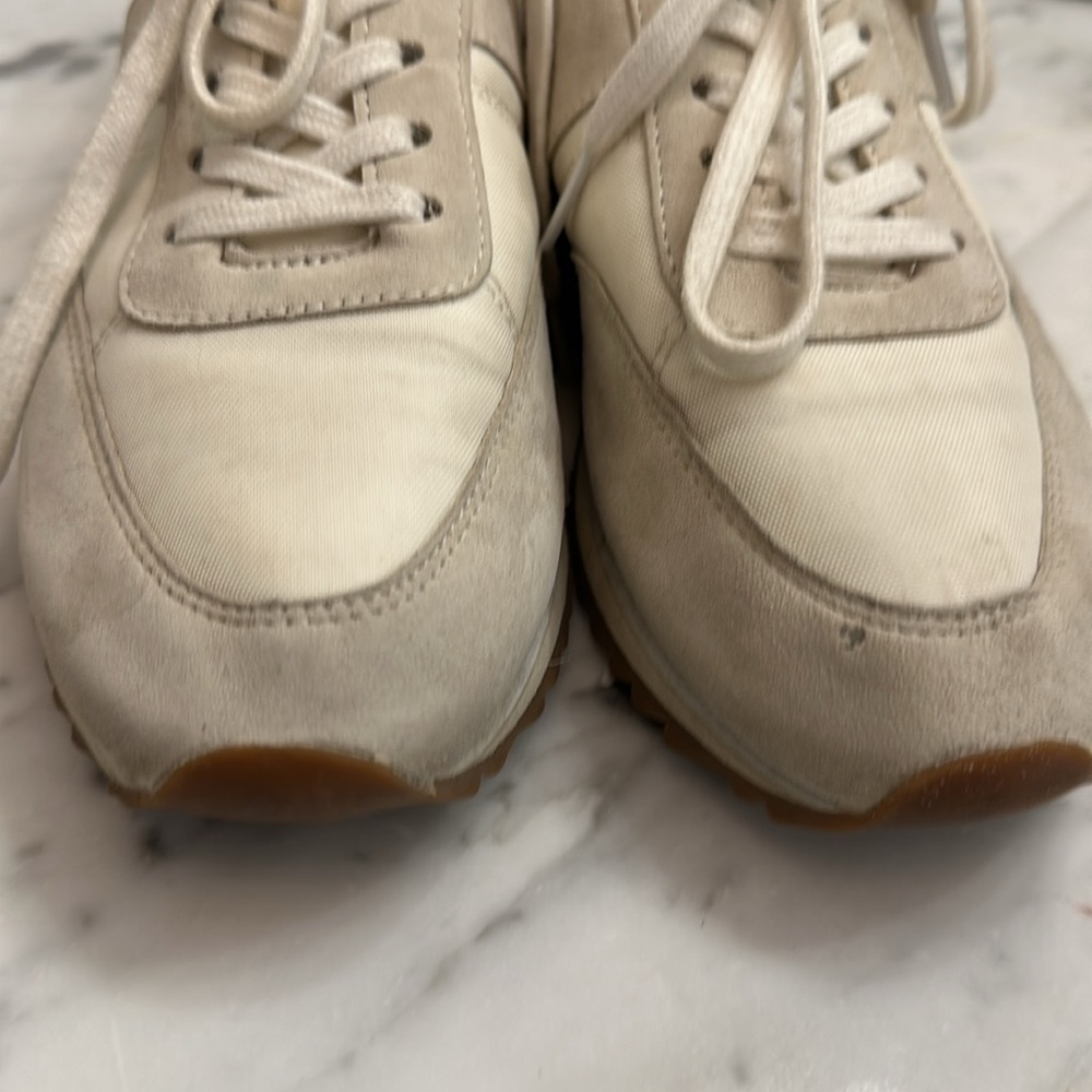 J Crew women retro sneaker size 6 off white with gold excellent worn 2-3 times - Picture 3 of 11